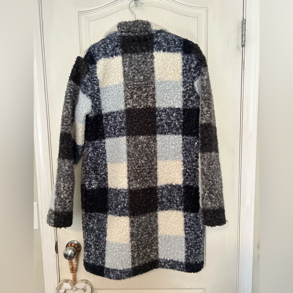 Charlie Checked Teddy Coat in Black, Gray & Cream - Picture 5 of 7
